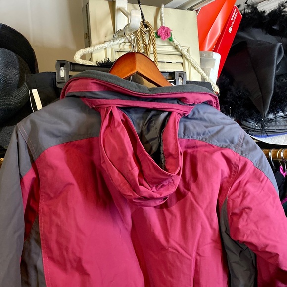 Pre-owned LL Bean Ladies Snow/Ski Jacket Size Medium - Picture 8 of 16